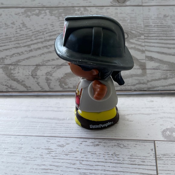 Fisher Price Little People Female Firefighter Figure Grey Uniform Mattel 2016 - Picture 2 of 8